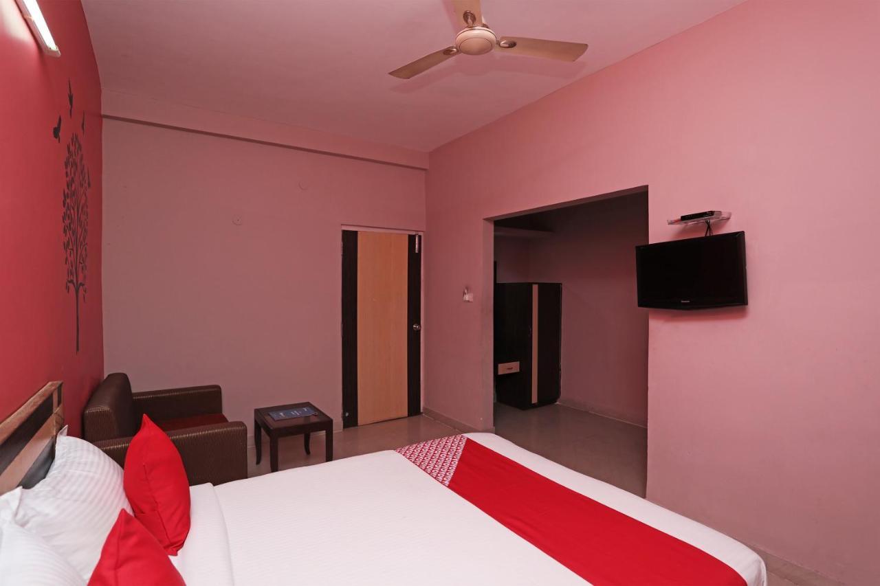 Hotel Oyo 6274 Janaki Residency