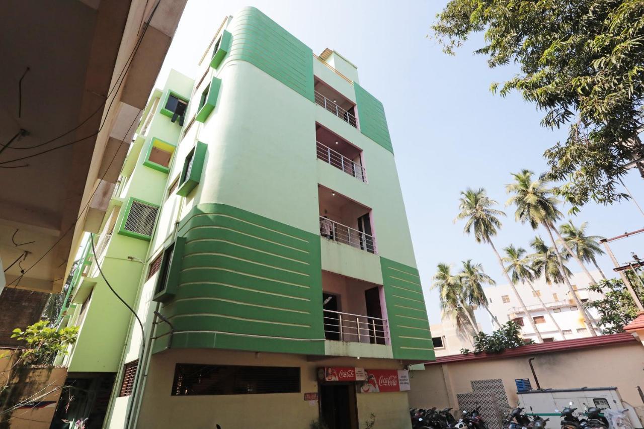 Oyo 6274 Janaki Residency Hotel