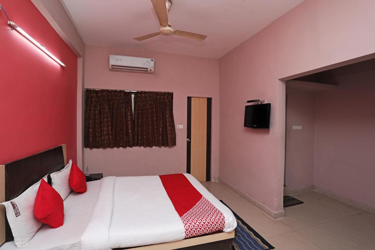 Oyo 6274 Janaki Residency